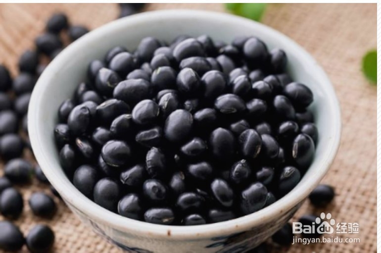 头发白了怎么变黑，让头发黑的好办法黑发的秘诀