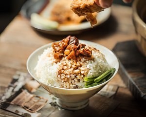 怎么做卤肉饭