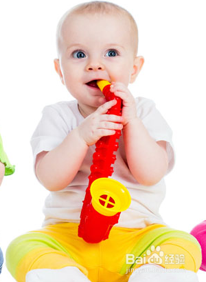 一岁之内的宝宝，家长要如何陪伴他？