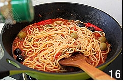 蒜香番茄鳀鱼面