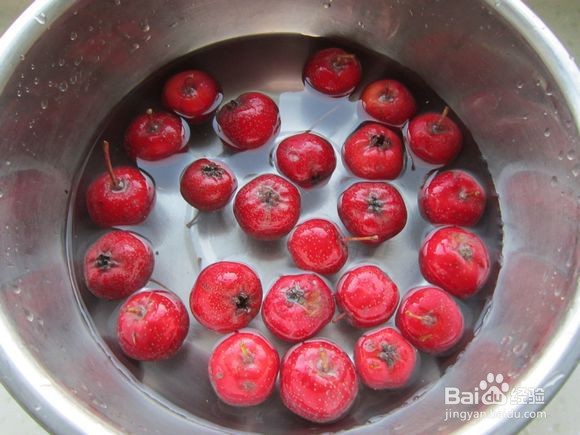 炒红果的做法