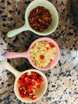 健康养生佳品凉拌苦瓜的做法