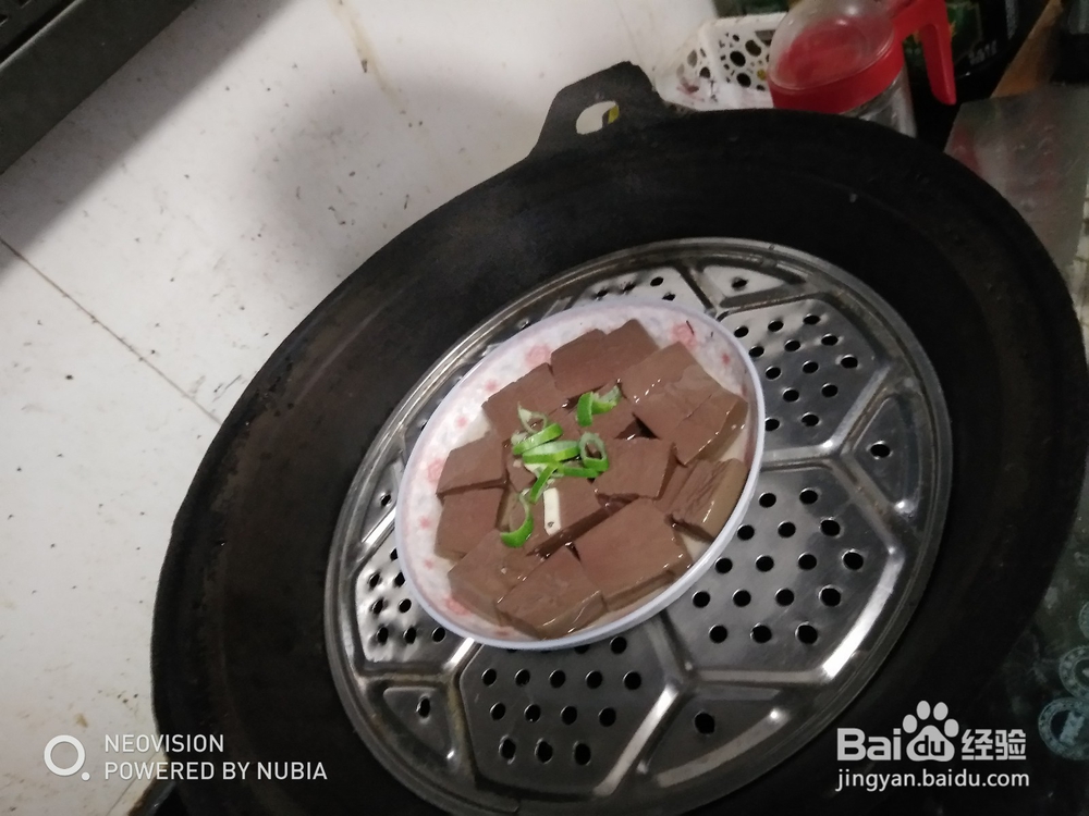 清蒸葱香鸭血块