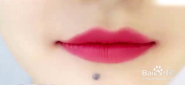 自贡玲丽彩妆教大家如何用一支口红化出八种唇妆