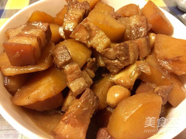 土豆炖五花肉