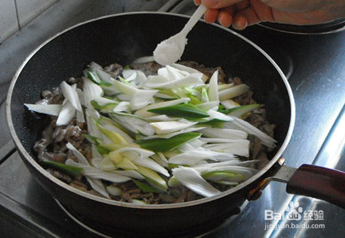 葱爆羊肉的做法,家常葱爆羊肉怎么做好吃