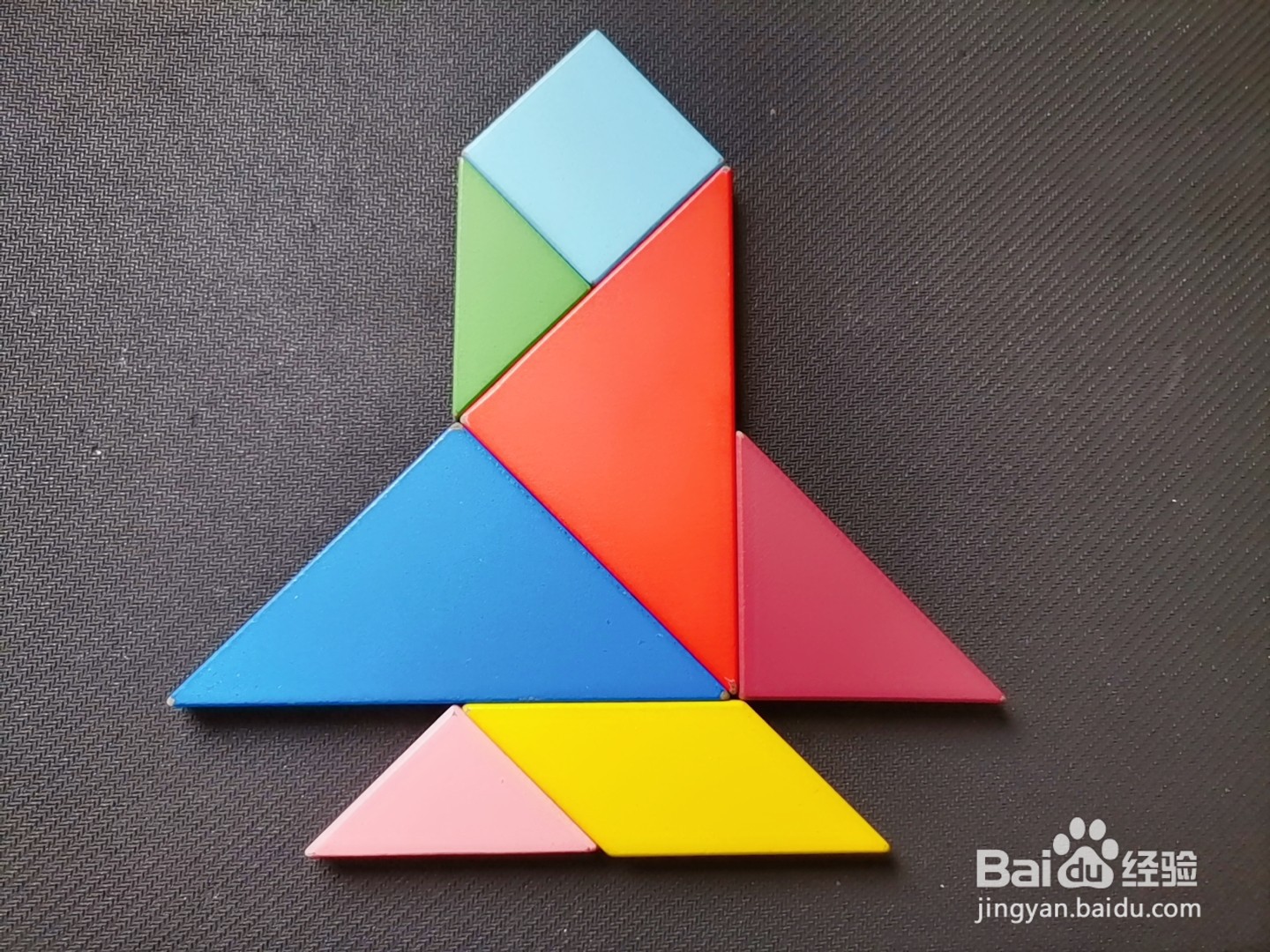 如何用七巧板拼一架飞机(5)