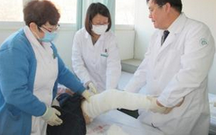 脚扭伤了没骨折要不要治疗呢