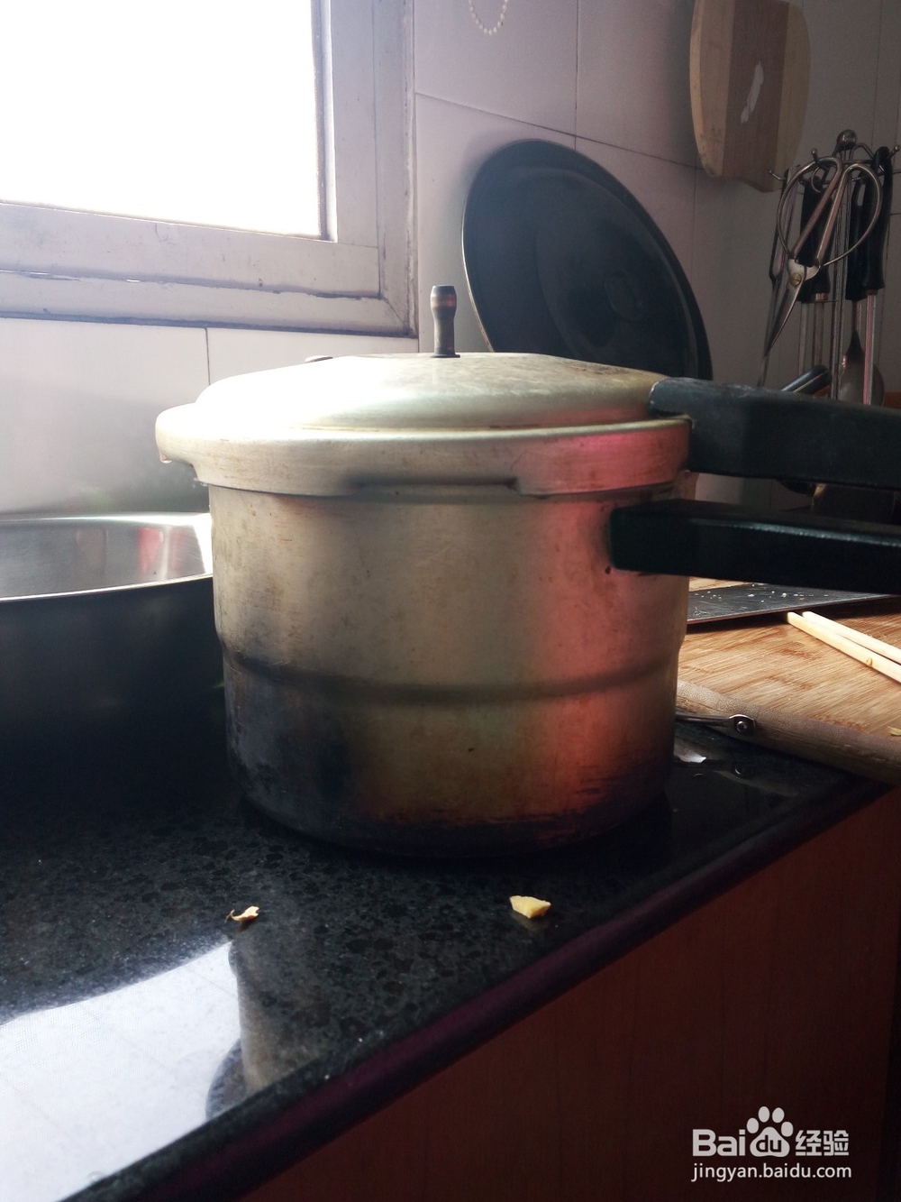 如何制作盐水花生