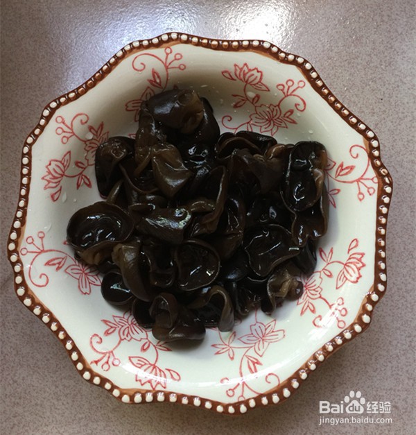 腐乳蒸鸡的做法