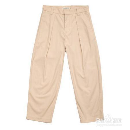 从冬天穿到春天！初春必备的4单品，「格纹宽裤」兼具质感与休闲