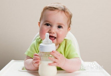 奶粉比牛奶贵，就能放心喝吗?这一物的含量让人很不放心