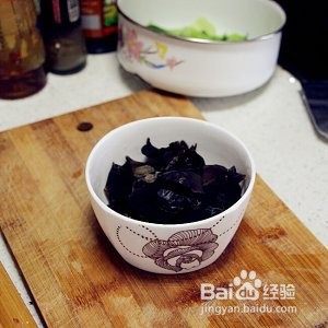 吃不够的水煮肉片 香味扑鼻