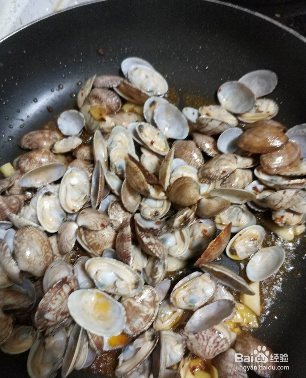 美味花甲的做法