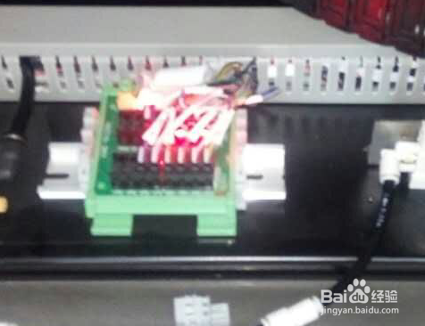 TR7710如何安装顶针
