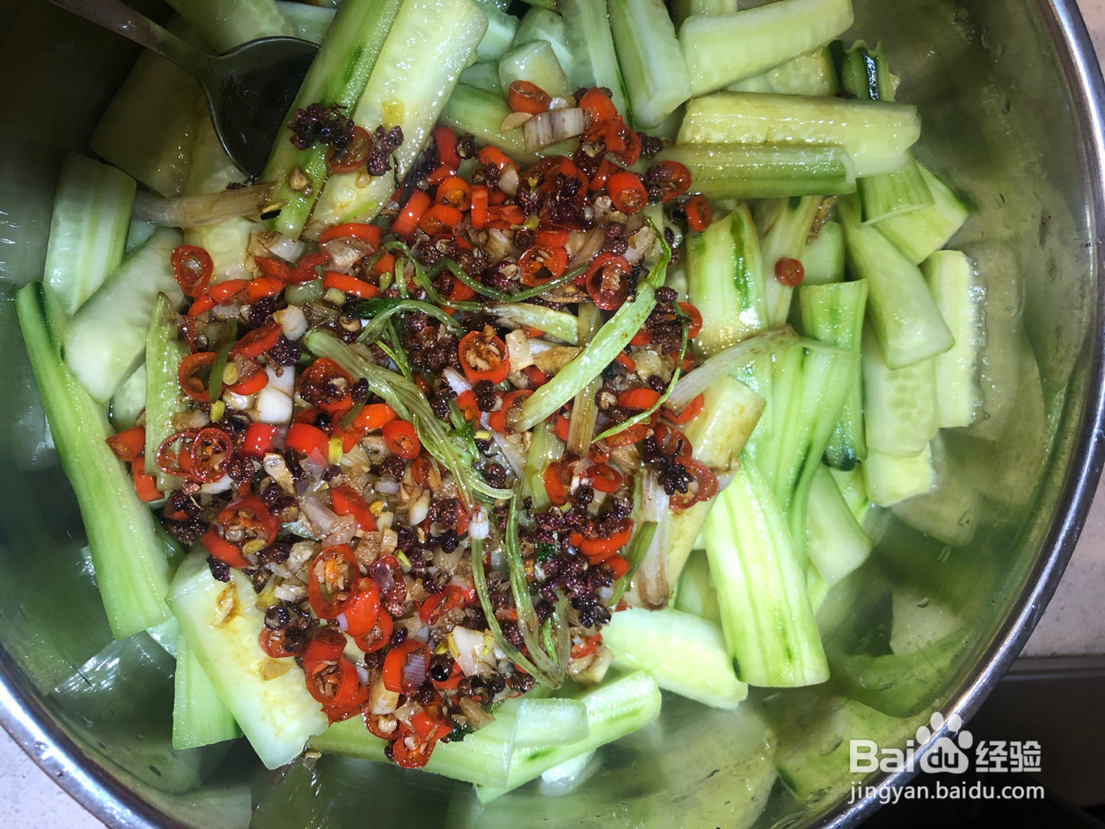 腌黄瓜爽口小菜的做法