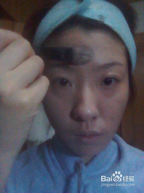 怎样用底妆打造立体脸型