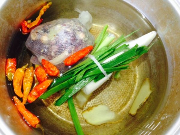 香辣白萝卜焖牛腩