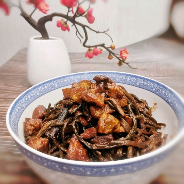 家常干豆角烧肉