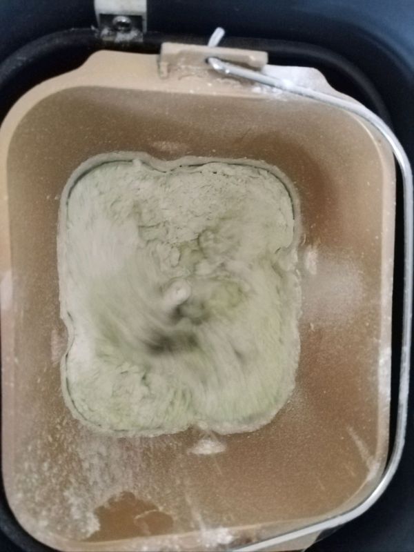 斑斓开心果面包卷