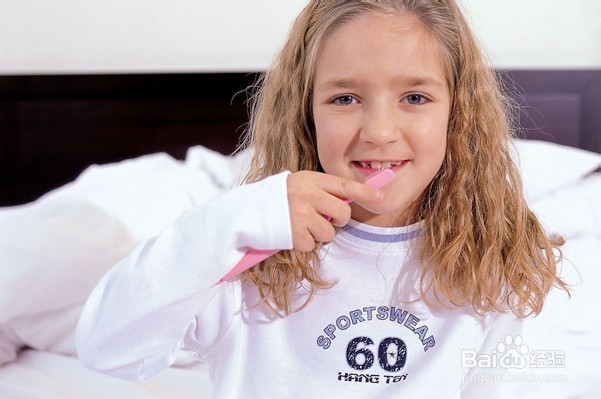 怎样教宝宝刷牙