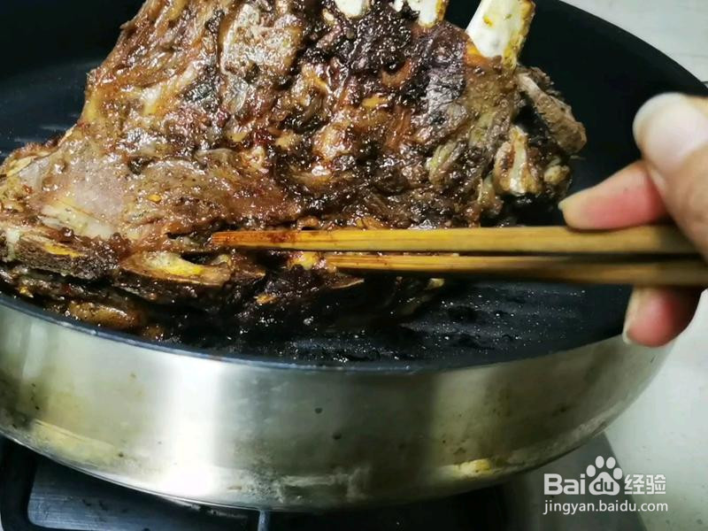 不粘锅焗羊排的做法