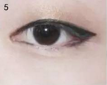 .单眼皮小烟熏妆