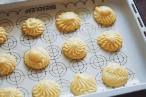 怎么做玫瑰奶油泡芙