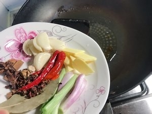 家常简单红烧鸡腿