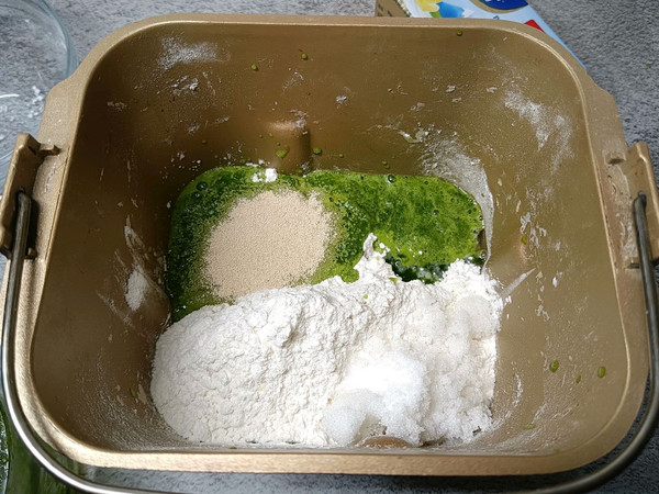 圣诞树椰蓉面包