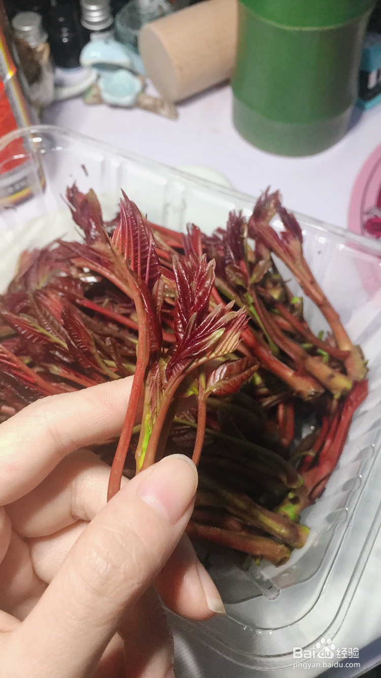 吃不胖的香椿煎鸡蛋饼