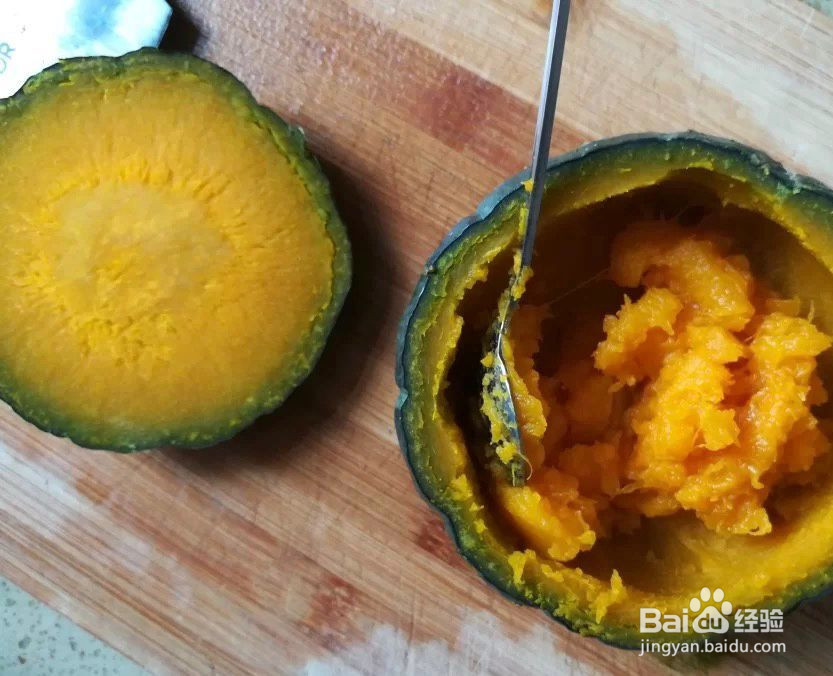 南瓜里面蒸米饭的做法