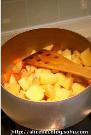 怎样制作浓香咖喱鱼丸