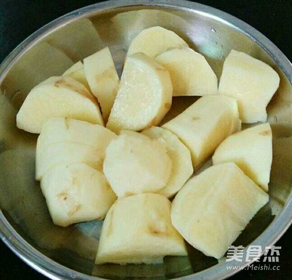 红酒土豆焖牛腩