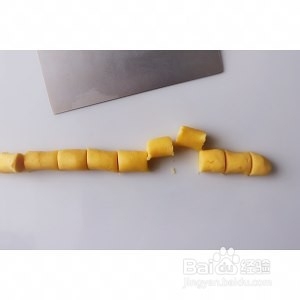 营养制作香脆小馒头