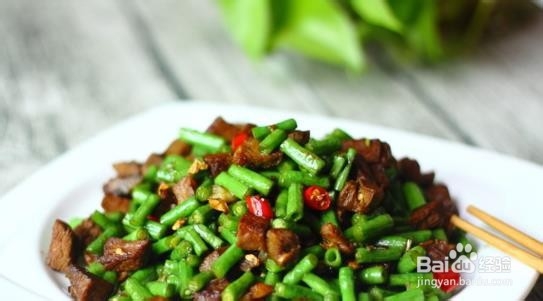 牛肉炒豇豆的做法