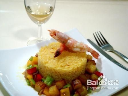 红花焖饭配蔬菜海鲜