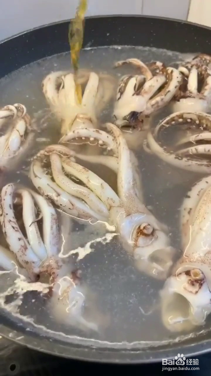 如何制作麻辣好吃的鱿鱼