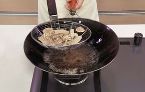 美味的青红椒炒腰花