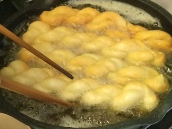 炸蜂蜜牛奶大麻花