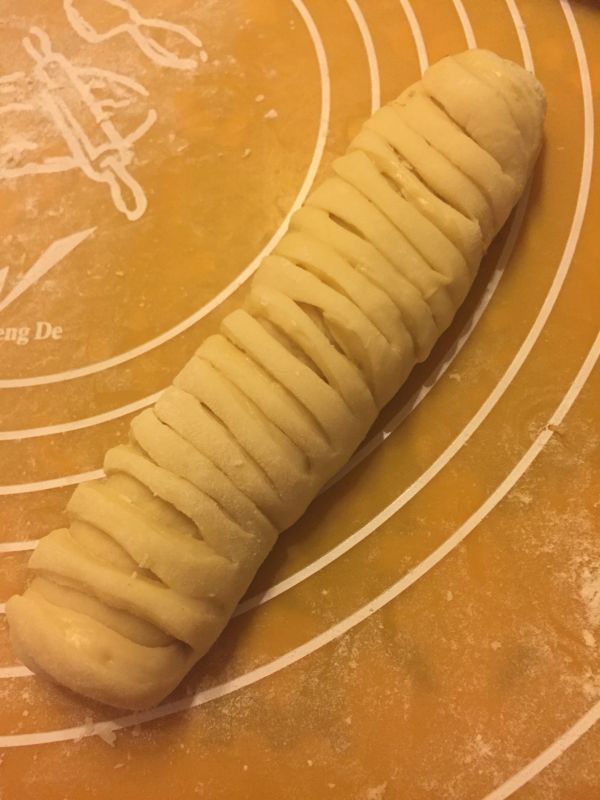 毛毛虫肉松面包