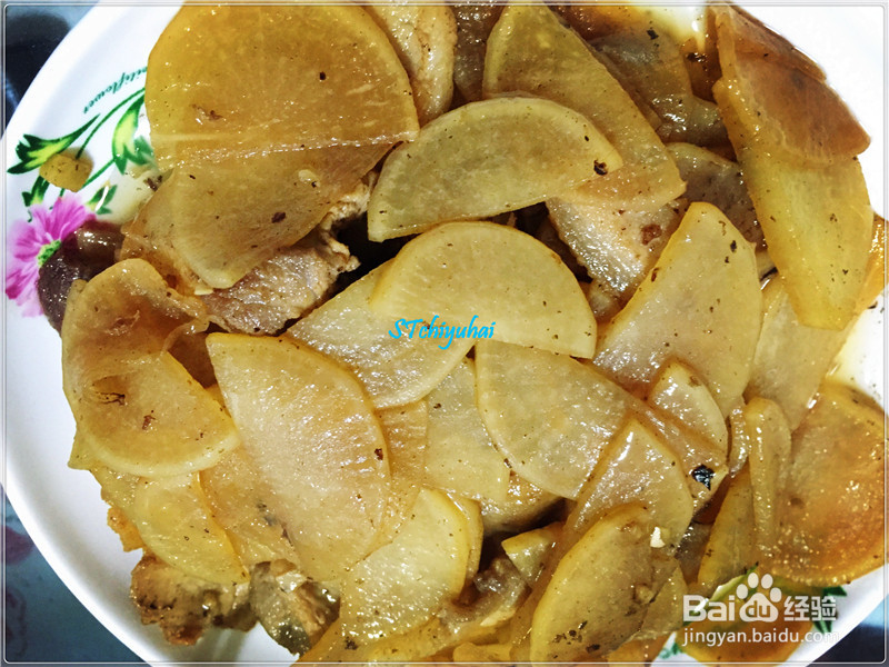 家常菜系白萝卜炒肉