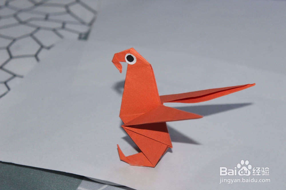 <b>老鹰的折纸方法</b>