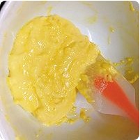 蛋黄溶豆的做法