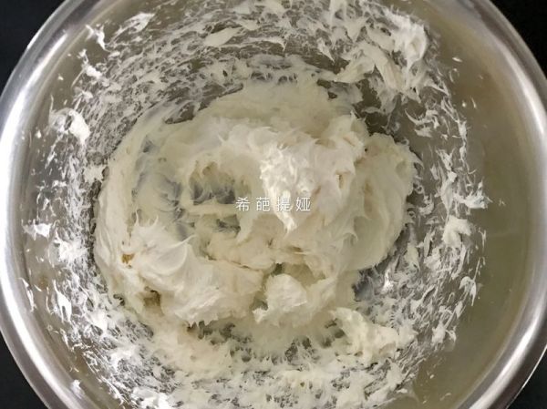 蓝莓芝士流心蛋糕