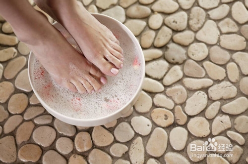 指甲油容易掉怎么办？