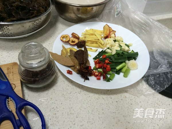 木耳腐竹牛腩