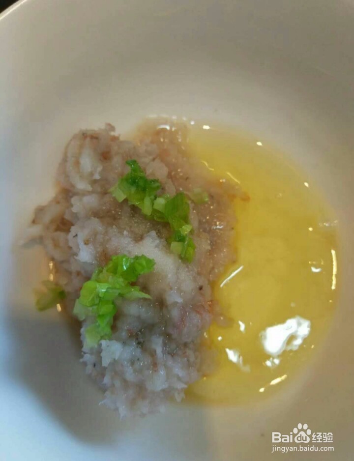 如何制作清汤虾滑？