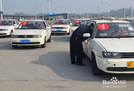 驾考的时候怎么样调节心态？