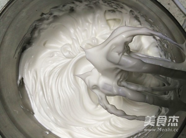 酸奶戚风的做法